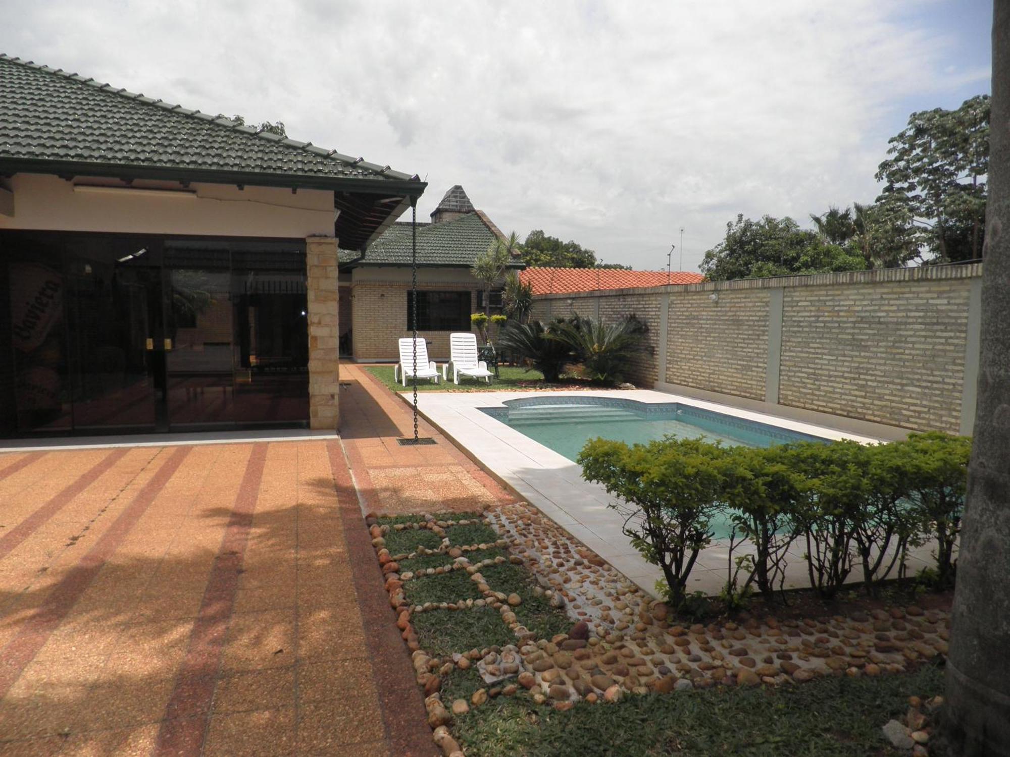 Hotel Las Residentas Luque Luaran gambar