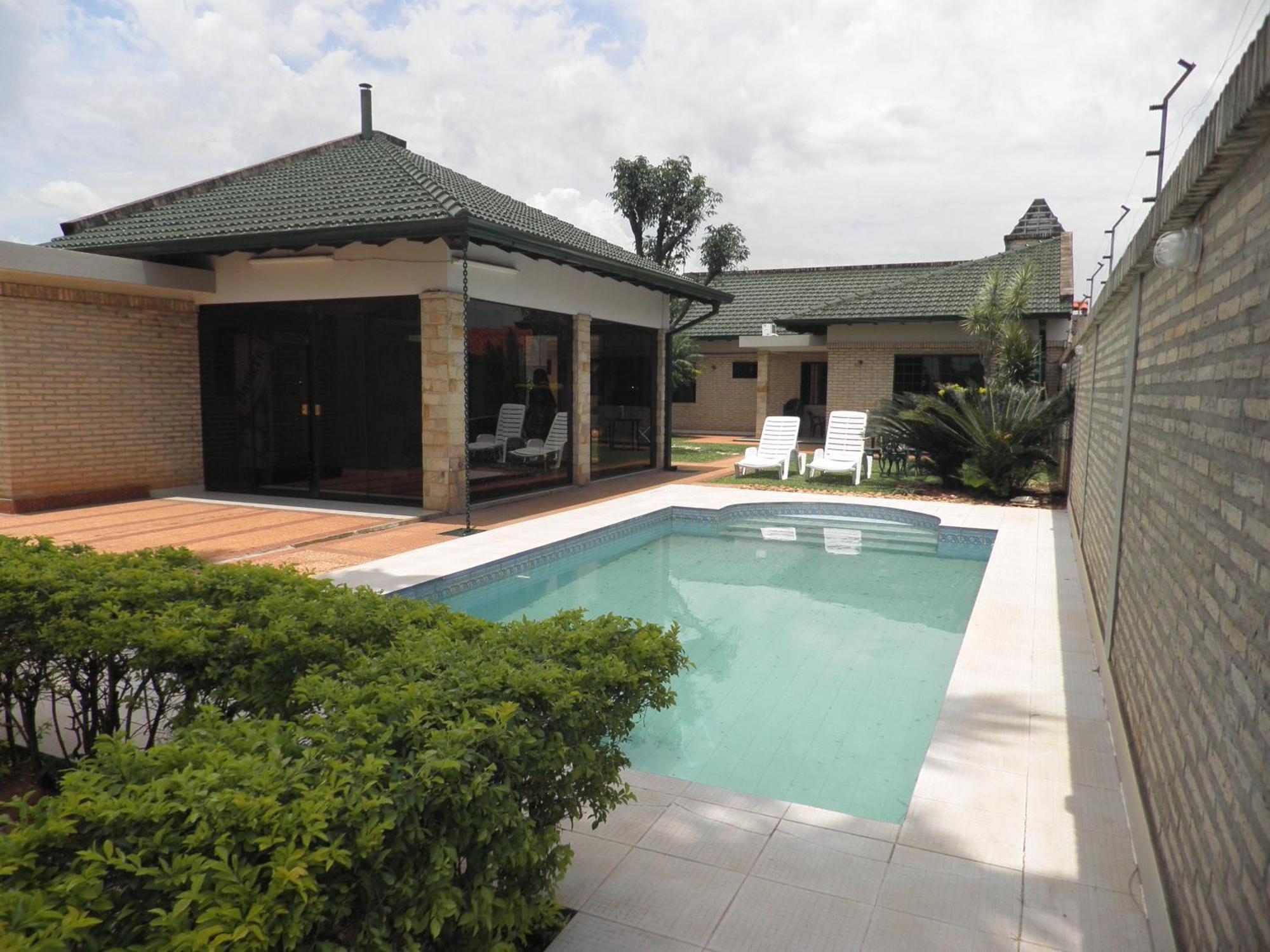 Hotel Las Residentas Luque Luaran gambar